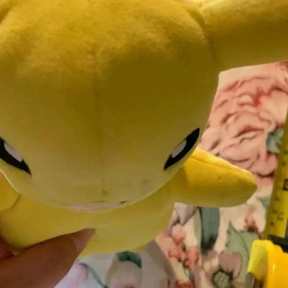 Pikachew Plush Toy - Picture 6 of 9